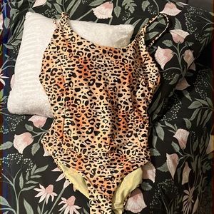 NWT YMI womens REVERSIBLE Swimsuit